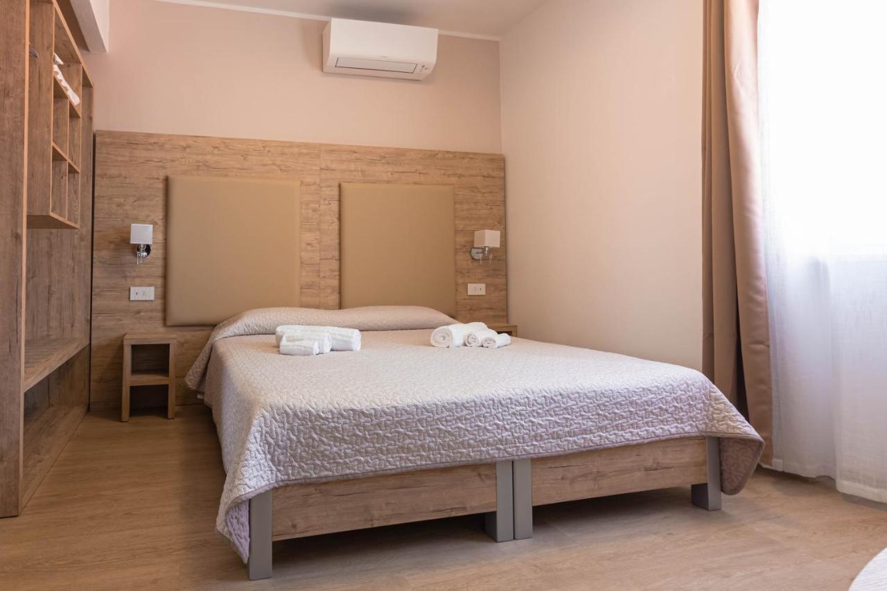 Roccabianca Rooms & Studios スティンティーノ エクステリア 写真